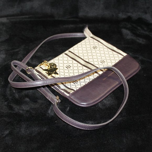 Tommy Hilfiger Purse - Picture 2 of 9